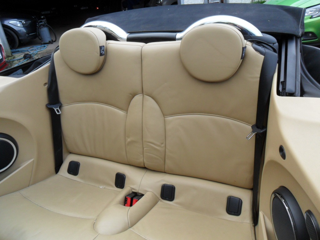 Used MINI Convertible 2009 for sale - 77690889: Photo 16