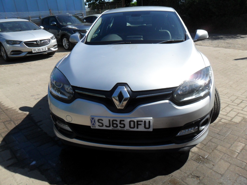 Used Renault Megane 2015 for sale - 76931872: Photo 3