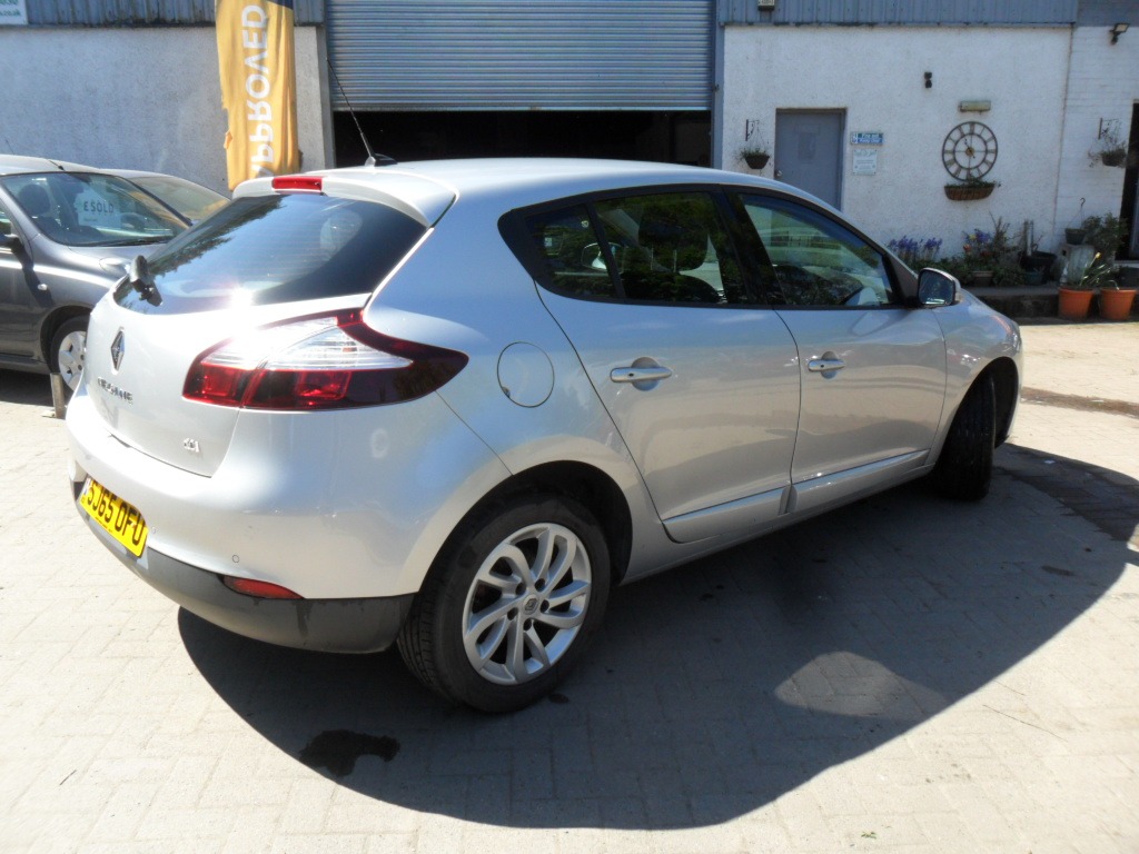 Used Renault Megane 2015 for sale - 76931872: Photo 6