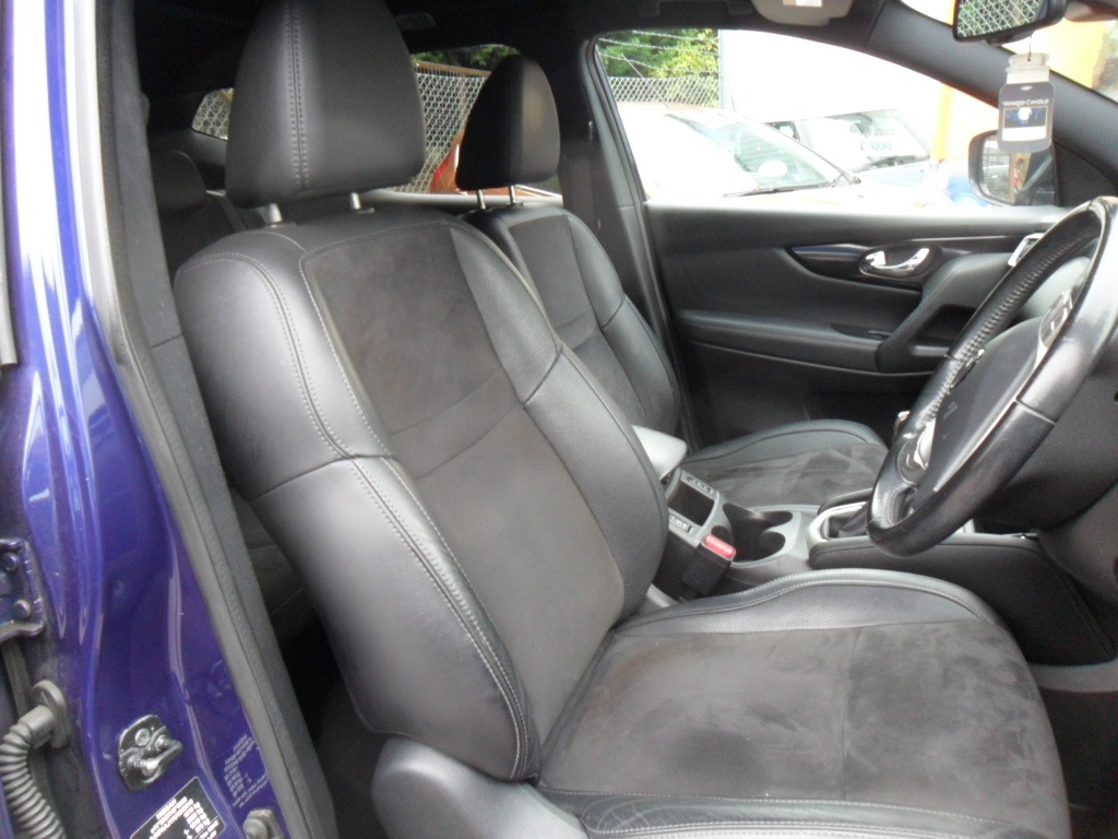 Used Nissan Qashqai 2017 for sale - 76102741: Photo 11