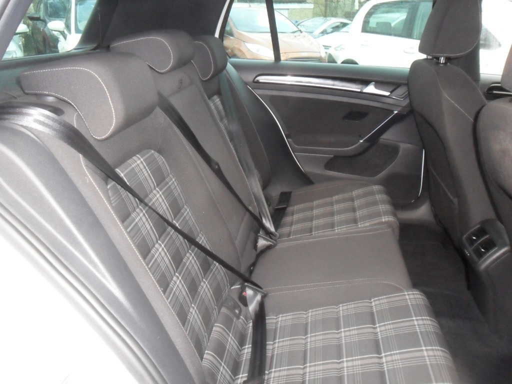 Used Volkswagen Golf 2017 for sale - 76793023: Photo 10