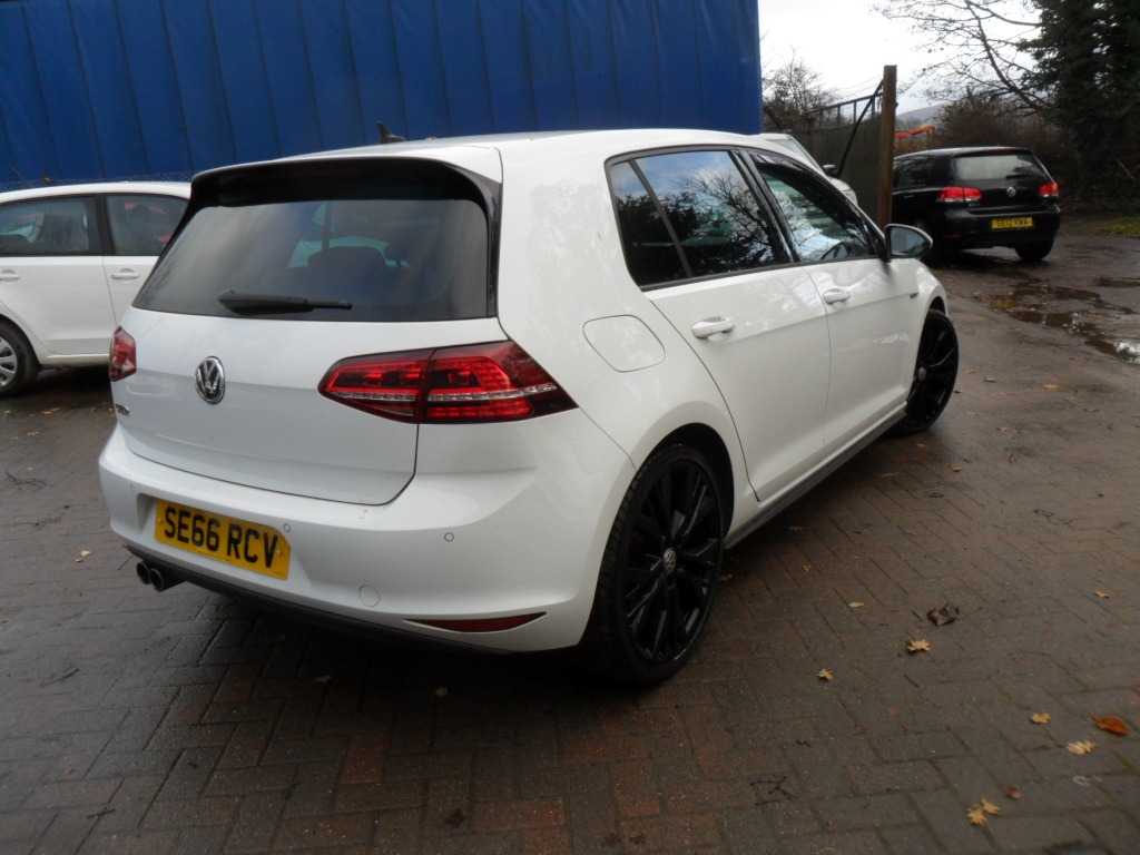 Used Volkswagen Golf 2017 for sale - 76793023: Photo 9