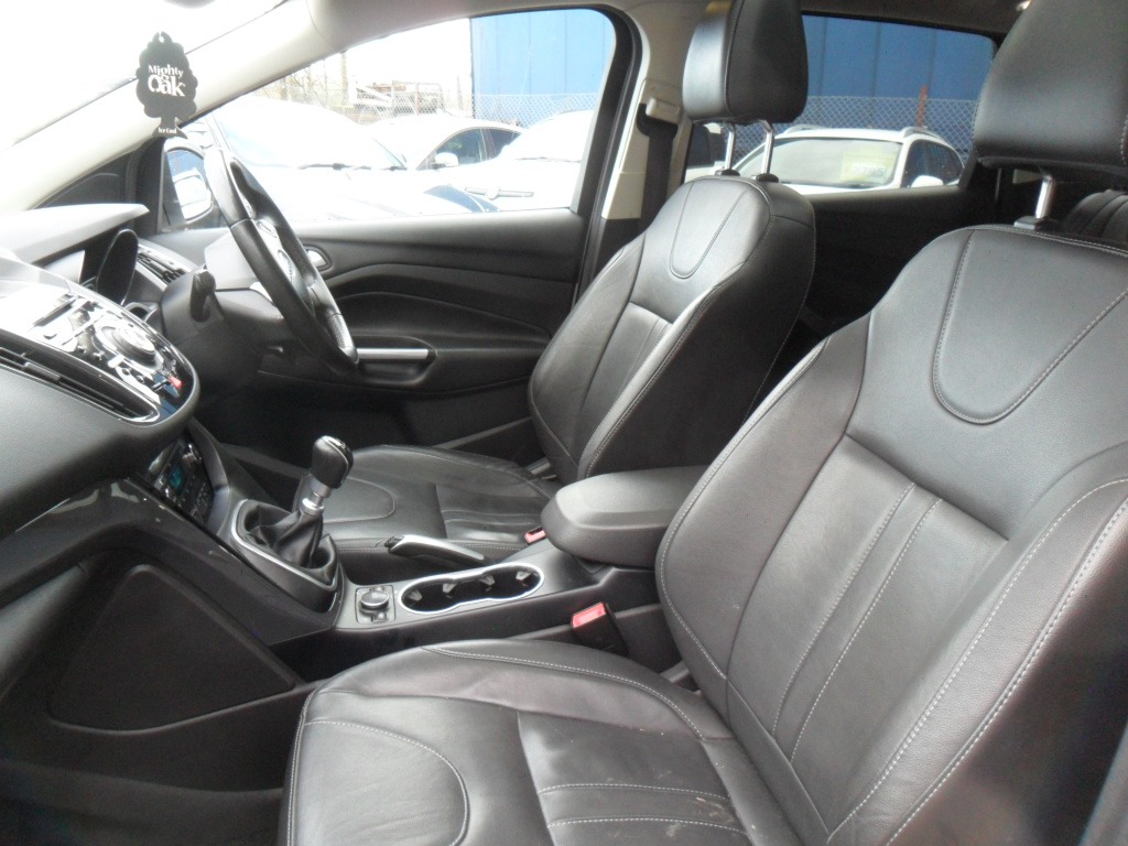 Used Ford Kuga 2013 for sale - 77689504: Photo 13
