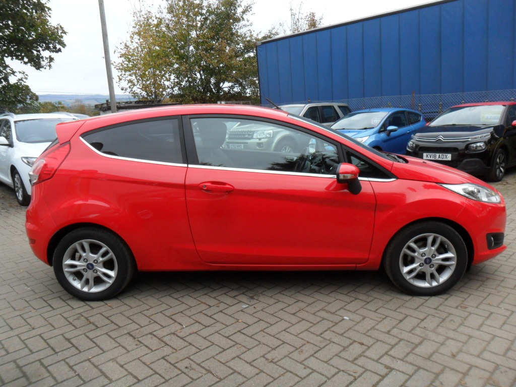 Used Ford Fiesta 2015 for sale - 76299319: Photo 1