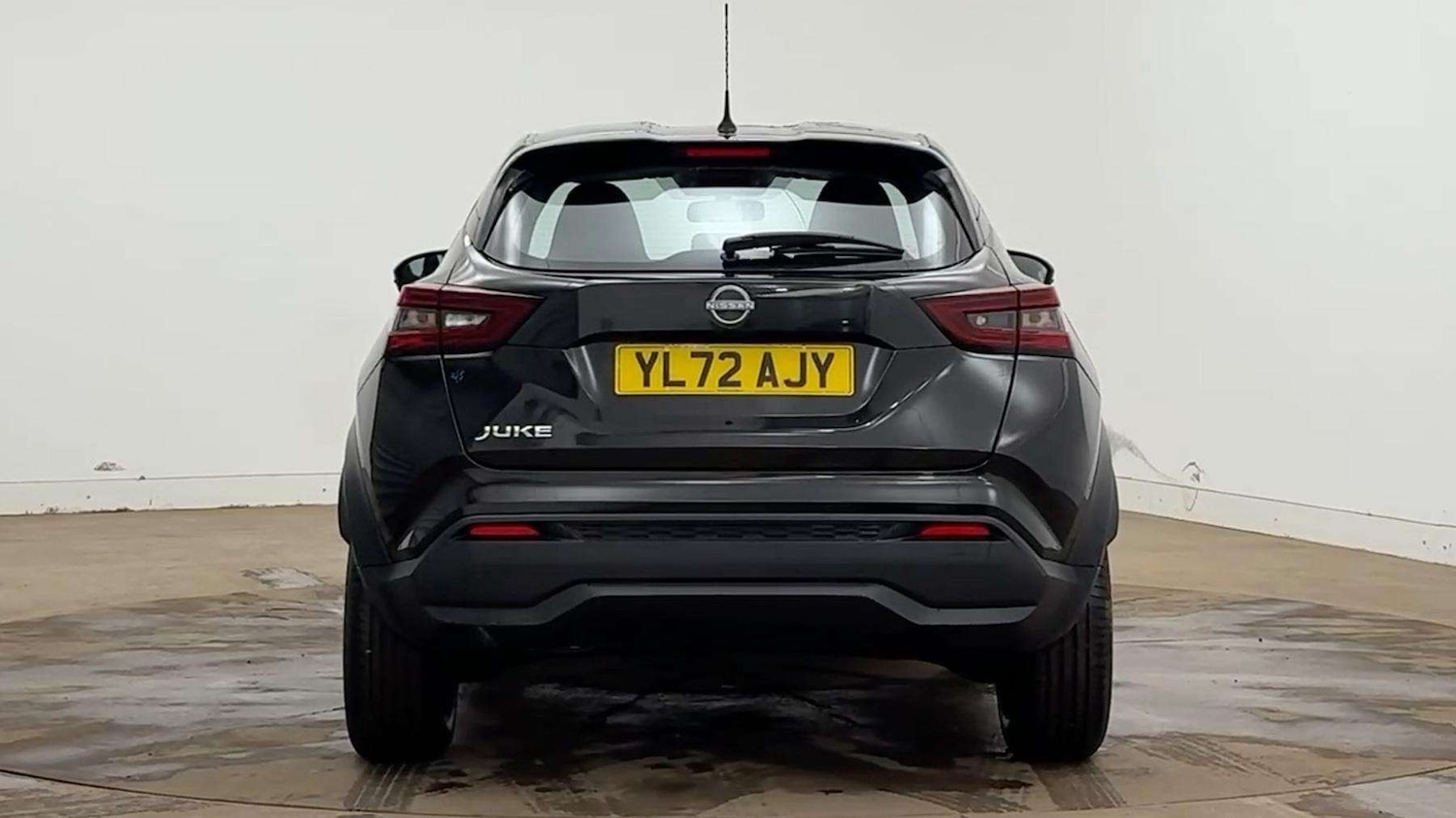 Used Nissan Juke 2023 for sale - 77615843: Photo 2