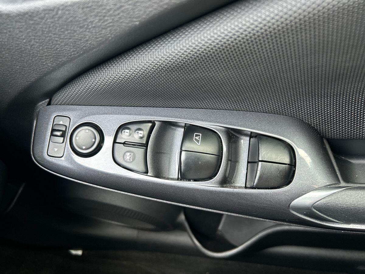 Used Nissan Juke 2023 for sale - 77615843: Photo 46