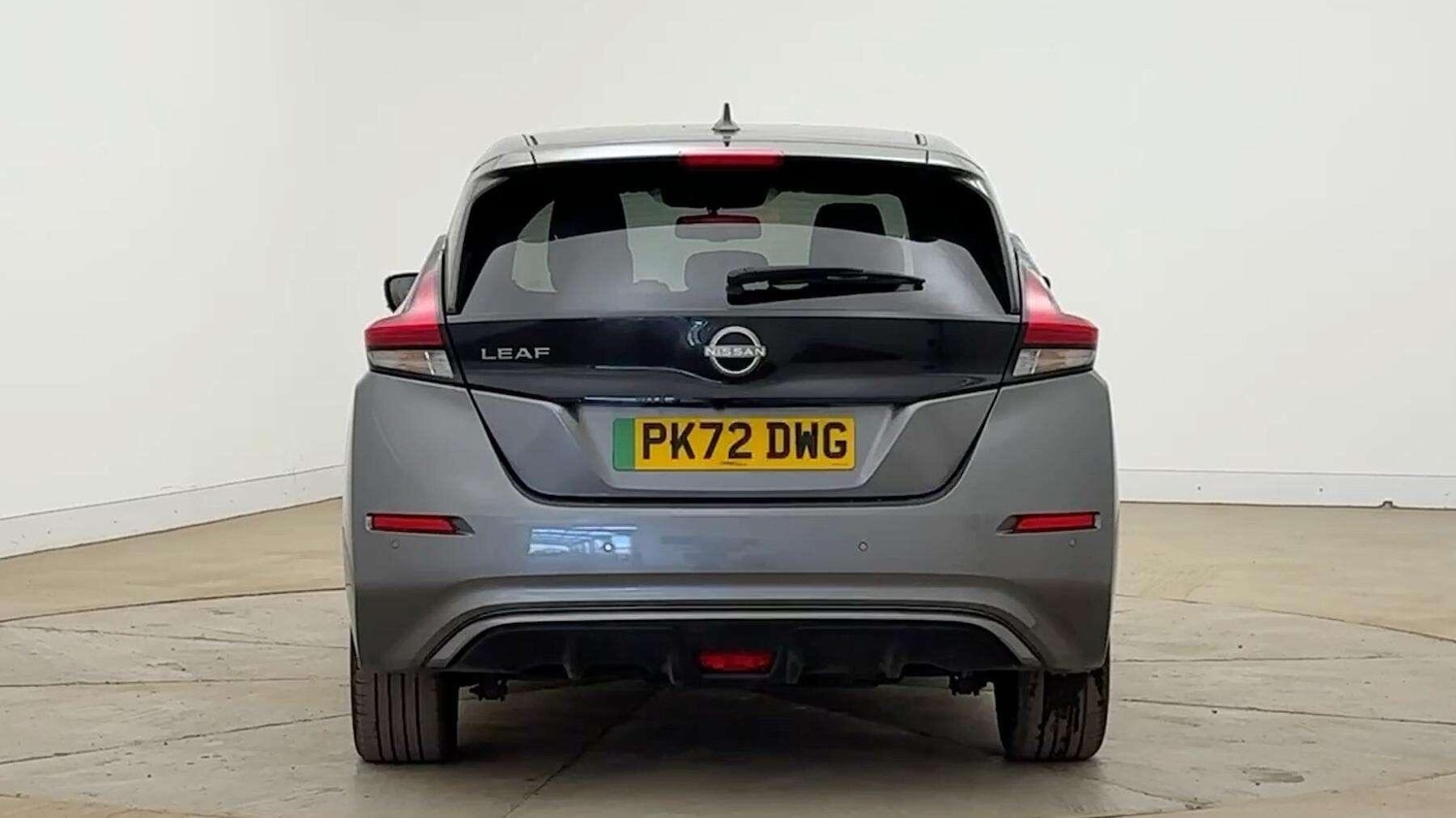 Used Nissan Leaf 2022 for sale - 78177572: Photo 2