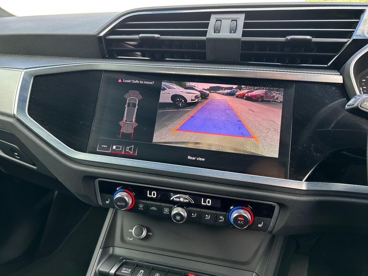 Used Audi Q3 2022 for sale - 76300535: Photo 17