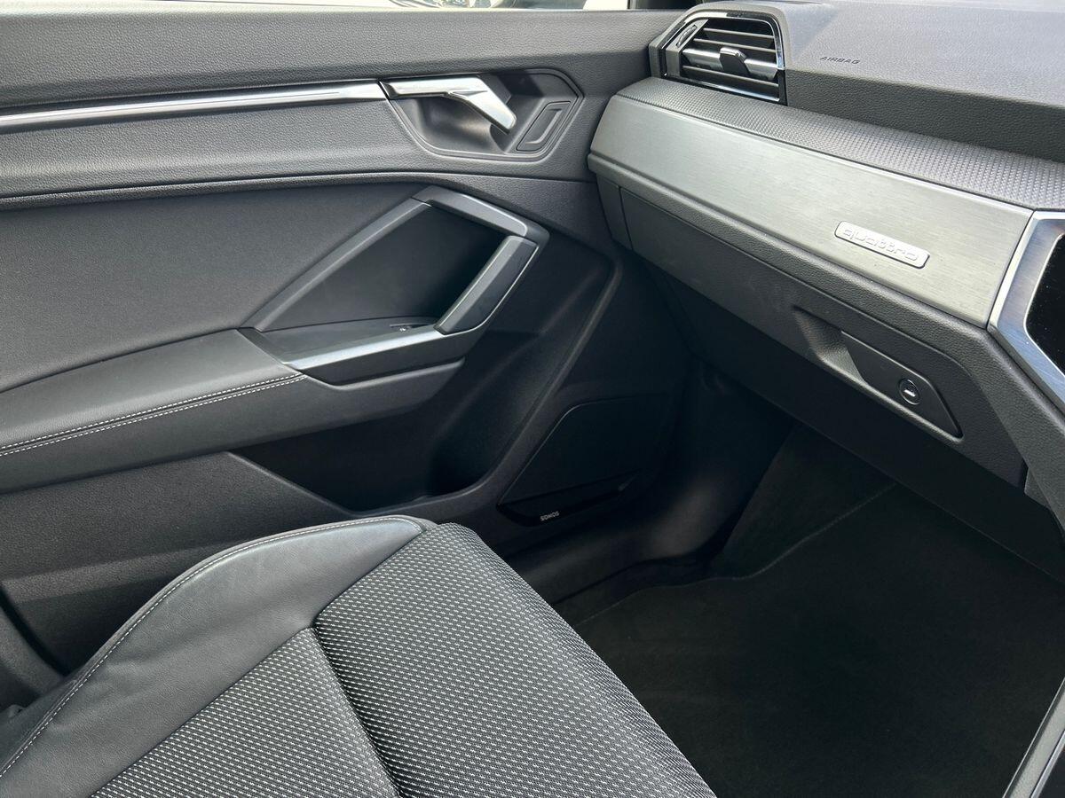 Used Audi Q3 2022 for sale - 76300535: Photo 43