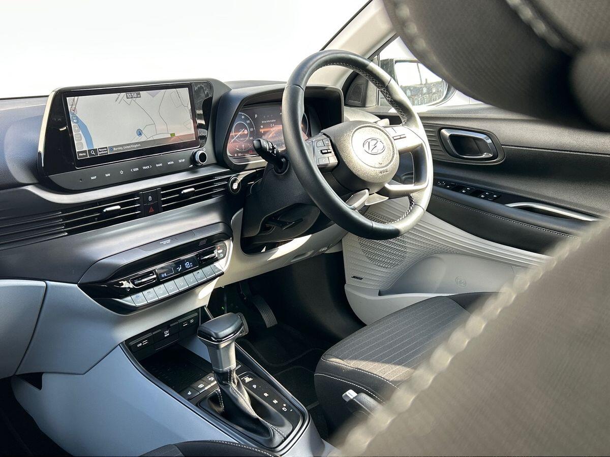 Used Hyundai i20 2023 for sale - 77946460: Photo 48