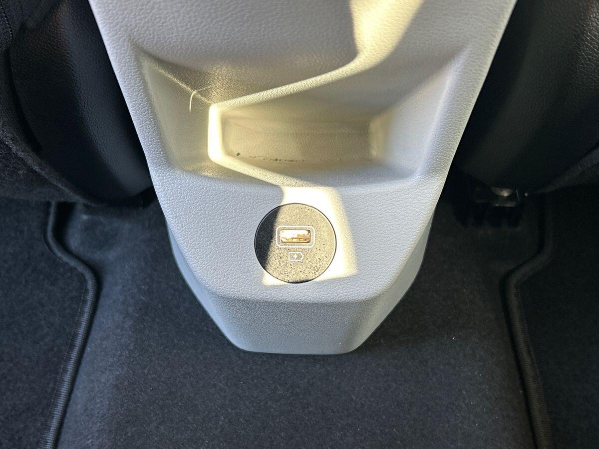 Used Hyundai i20 2023 for sale - 77946460: Photo 50