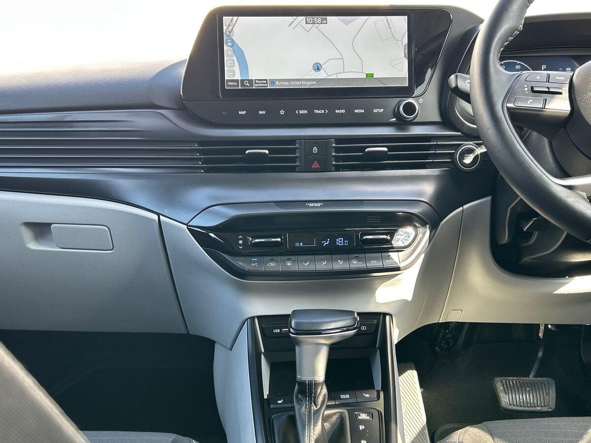 Used Hyundai i20 2023 for sale - 77946460: Photo 9