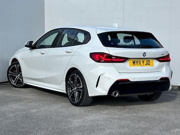 Used BMW 1 Series 2021 for sale - 76143840: Photo