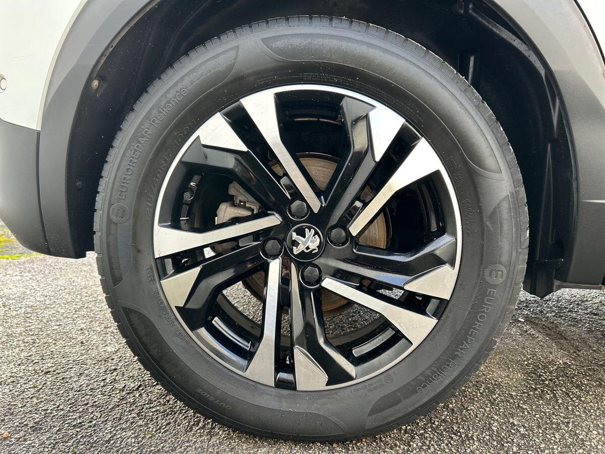 Used Peugeot E-2008 2022 for sale - 76863281: Photo 12