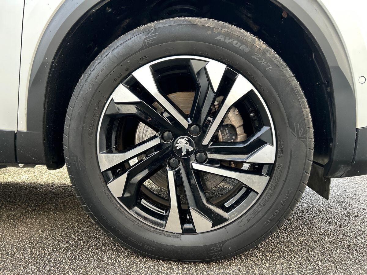 Used Peugeot E-2008 2022 for sale - 76863281: Photo 13