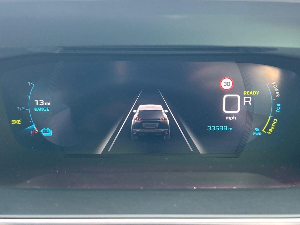 Used Peugeot E-2008 2022 for sale - 76863281: Photo 15