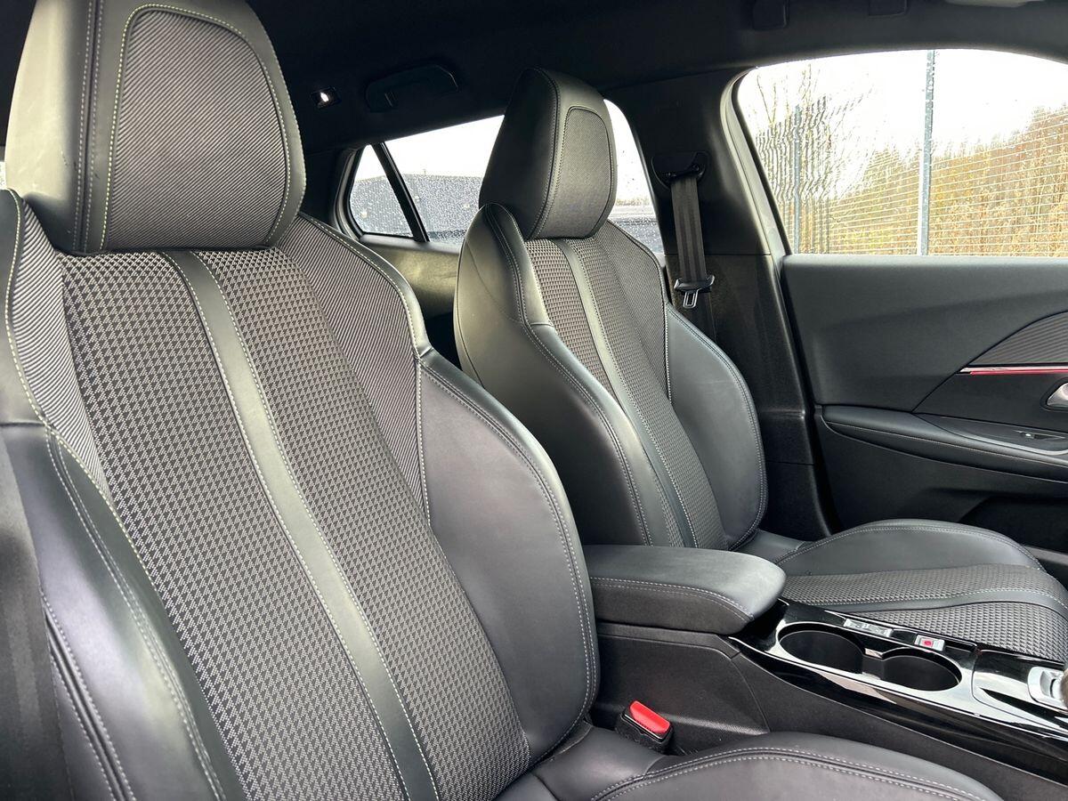 Used Peugeot E-2008 2022 for sale - 76863281: Photo 18