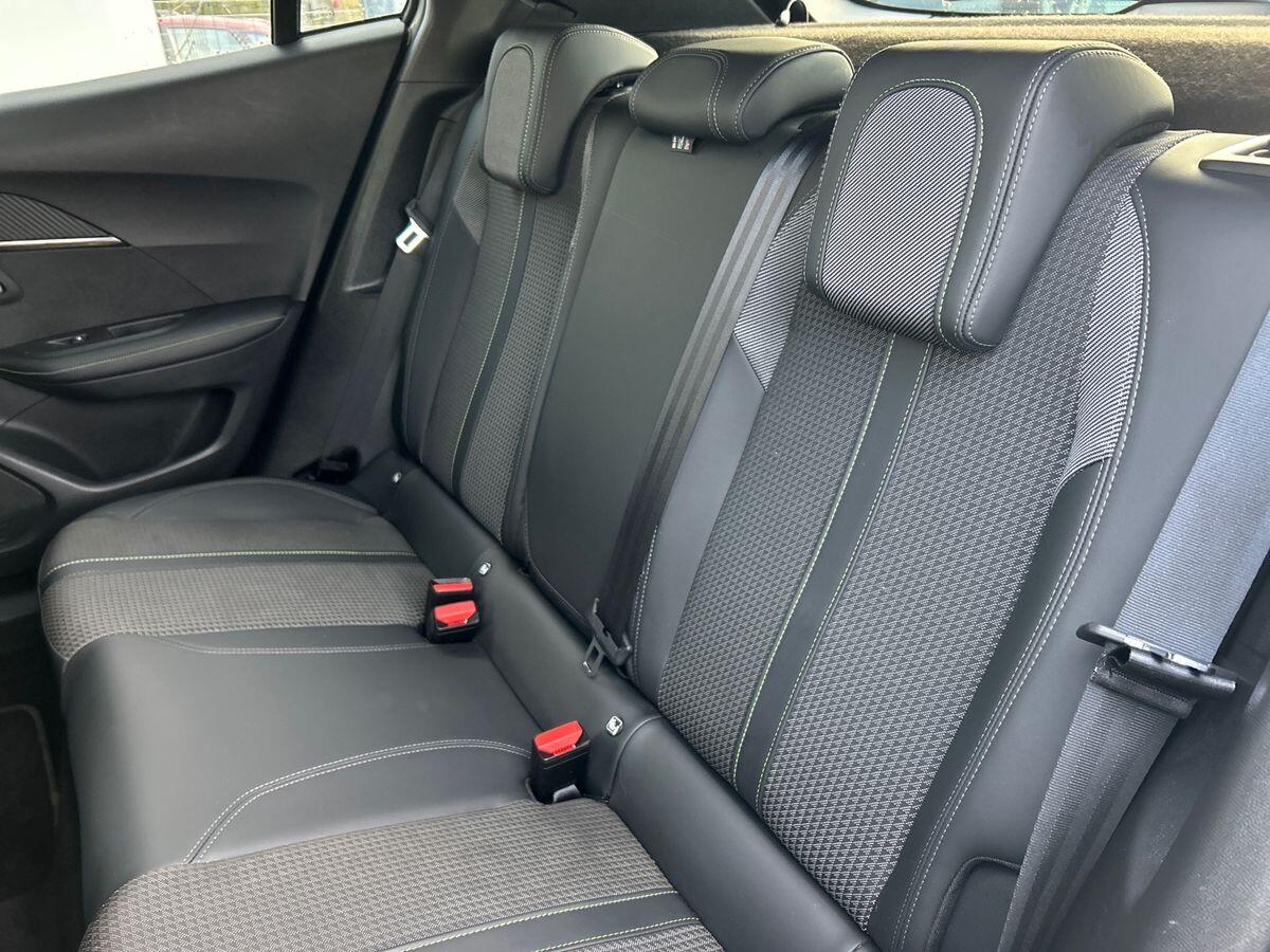 Used Peugeot E-2008 2022 for sale - 76863281: Photo 20