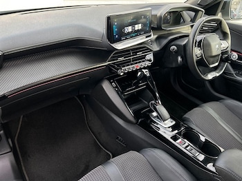 Used Peugeot E-2008 2022 for sale - 76863281: Photo