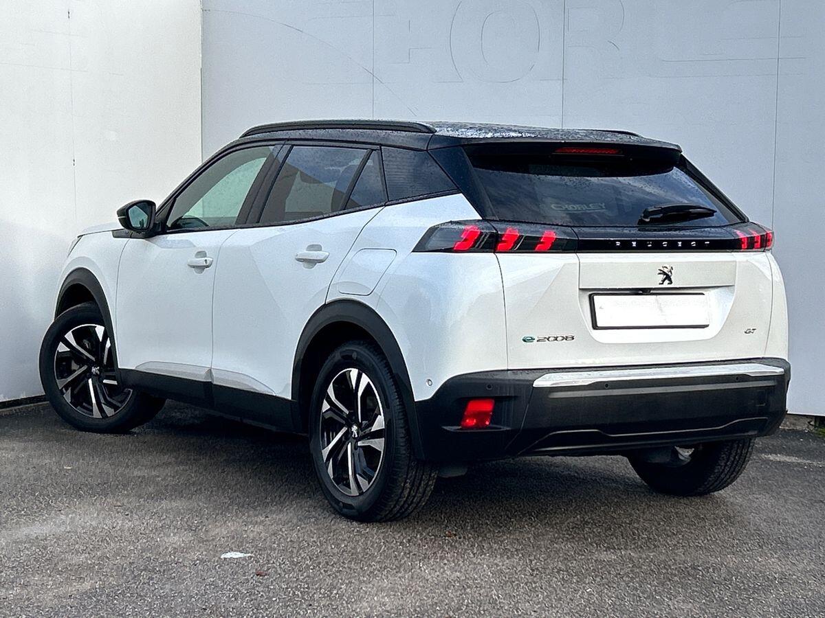 Used Peugeot E-2008 2022 for sale - 76863281: Photo 3