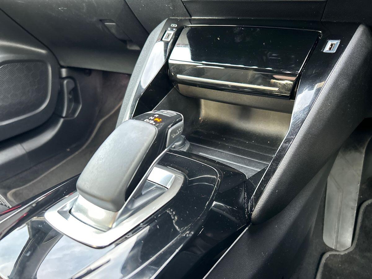 Used Peugeot E-2008 2022 for sale - 76863281: Photo 40