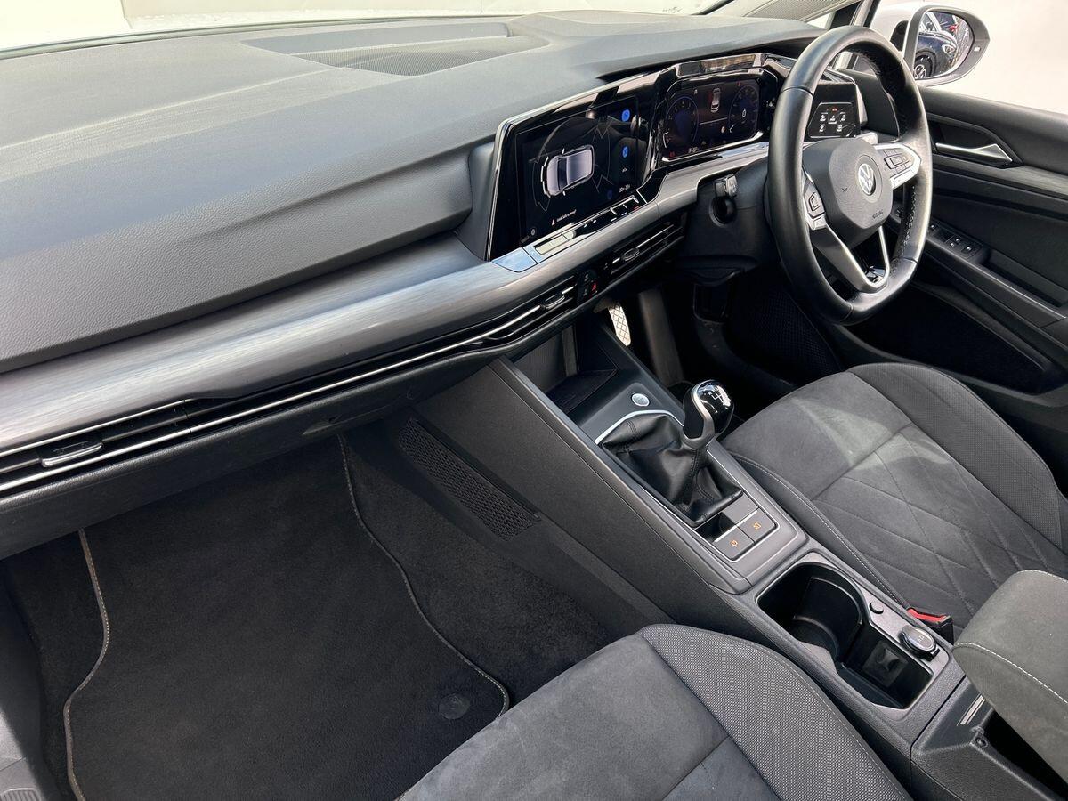 Used Volkswagen Golf 2021 for sale - 78084154: Photo 2