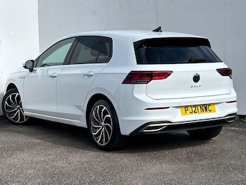 Used Volkswagen Golf 2021 for sale - 78084154: Photo