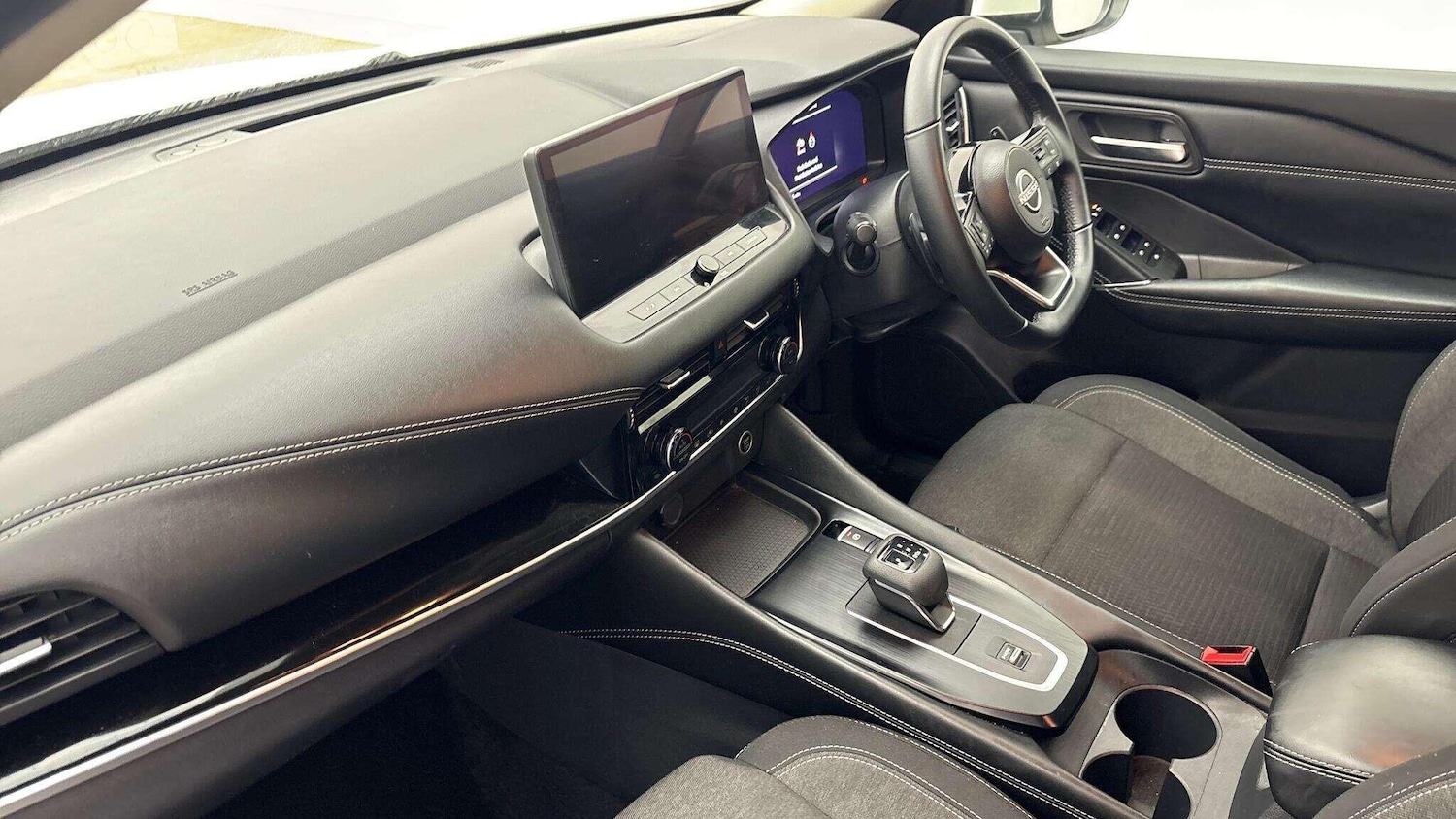 Used Nissan Qashqai 2022 for sale - 77294740: Photo 2