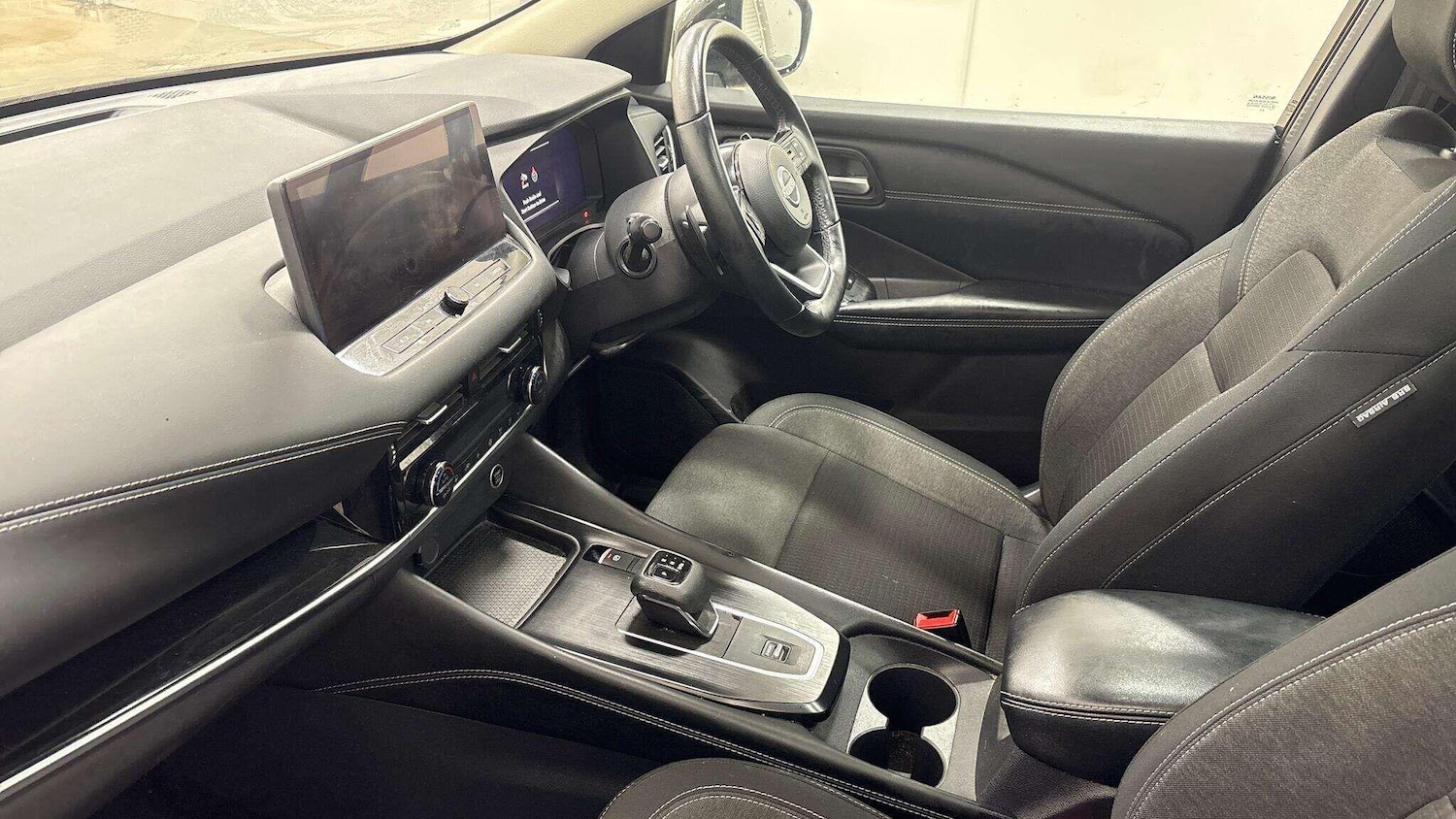 Used Nissan Qashqai 2022 for sale - 77294745: Photo 2