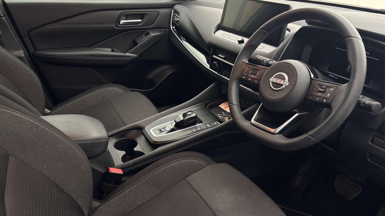 Used Nissan Qashqai 2023 for sale - 77516877: Photo 2