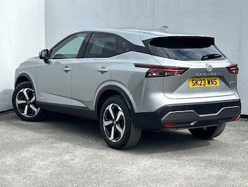Used Nissan Qashqai 2023 for sale - 79630640: Photo