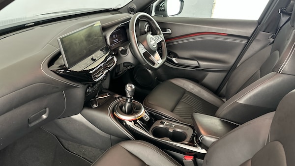 Used Nissan Juke 2024 for sale - 76320437: Photo 2