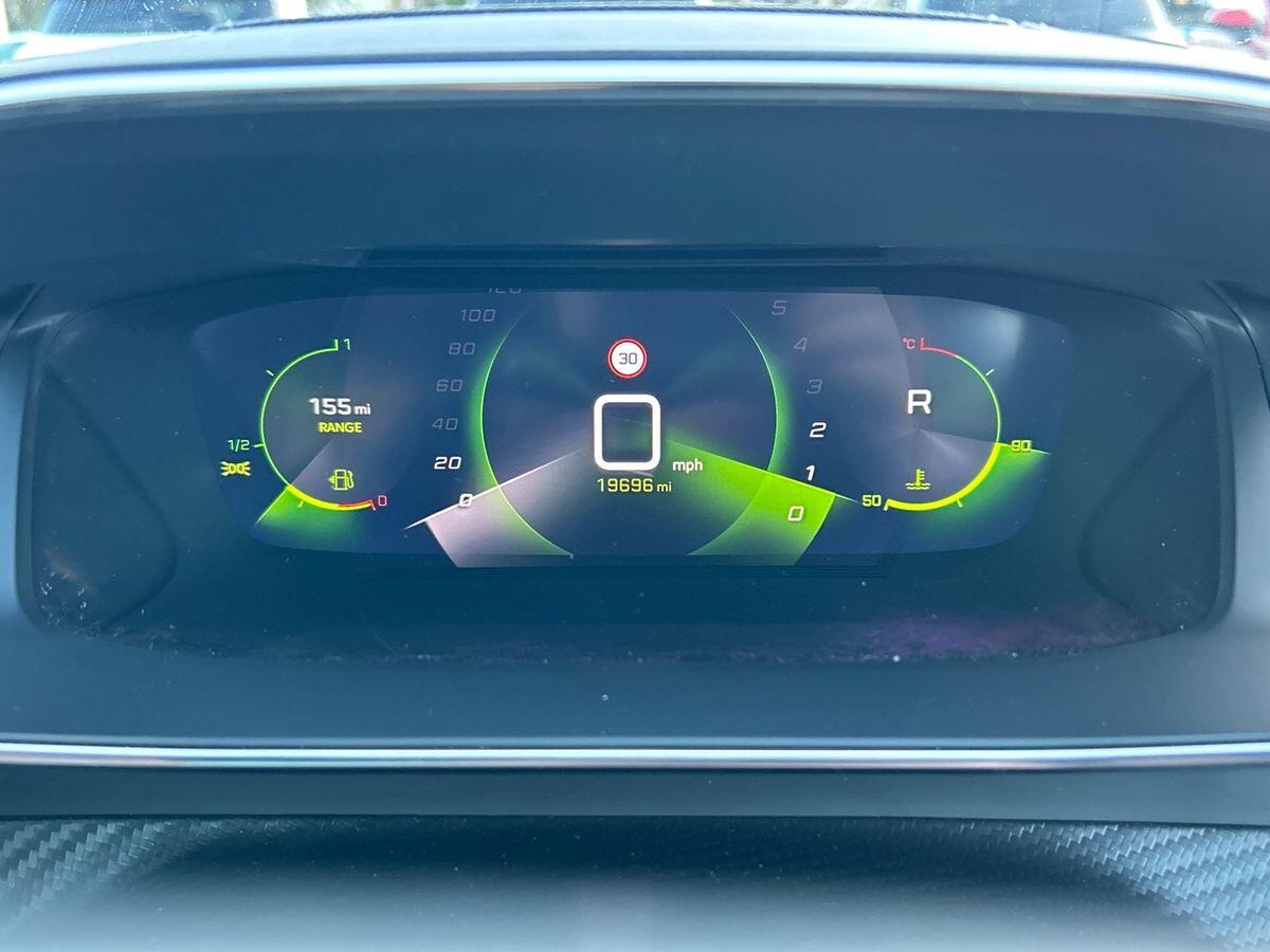 Used Peugeot 2008 2021 for sale - 76610889: Photo 15