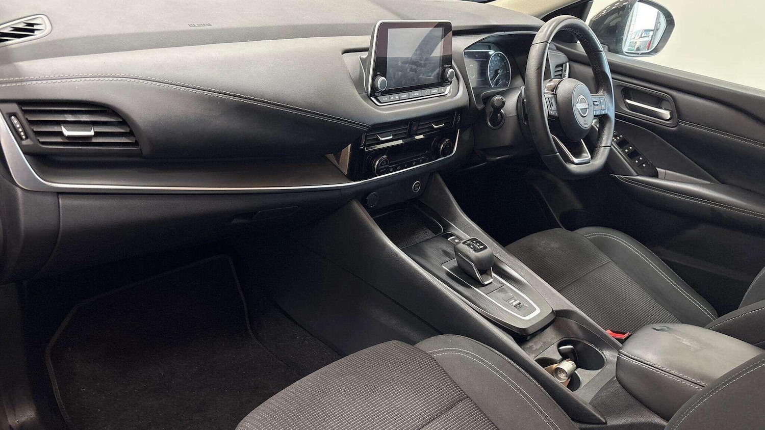 Used Nissan Qashqai 2022 for sale - 77294543: Photo 2