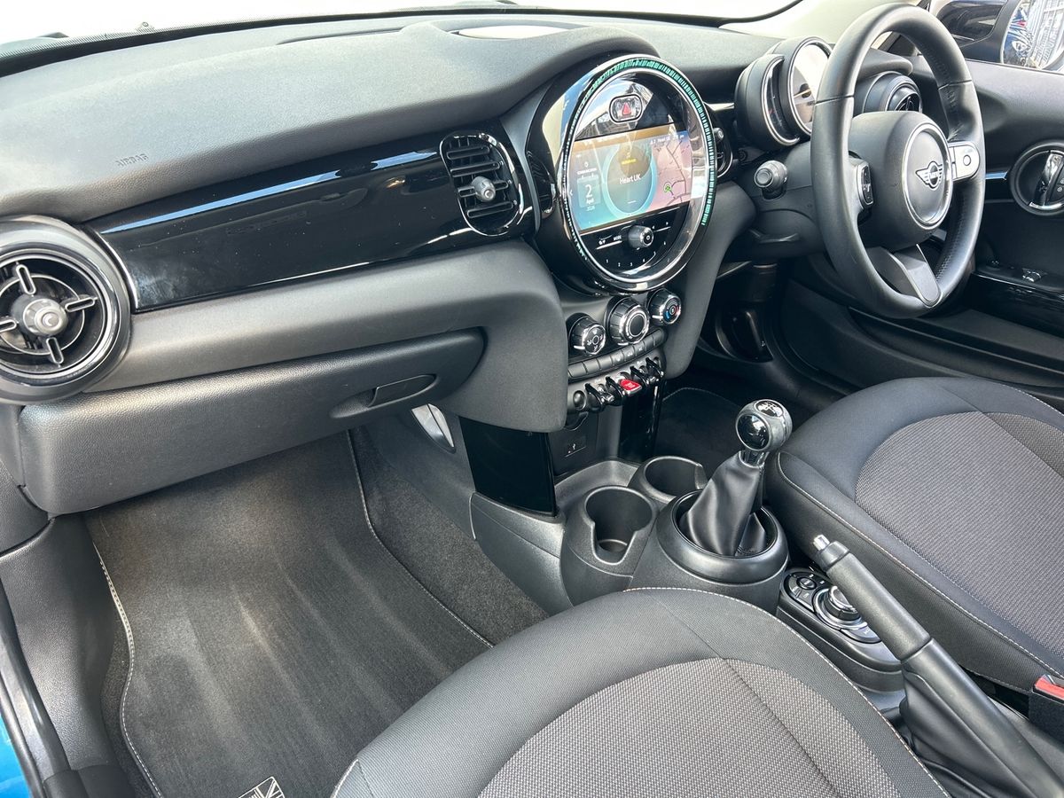 Used MINI Hatch 2022 for sale - 78121091: Photo 2