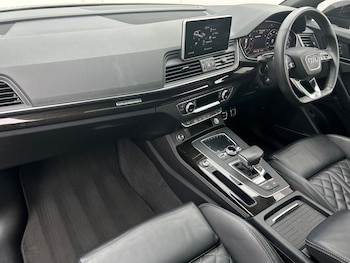 Used Audi Q5 2020 for sale - 76324036: Photo
