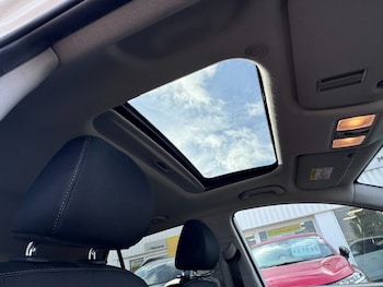Used Hyundai i10 2019 for sale - 76203814: Photo 3
