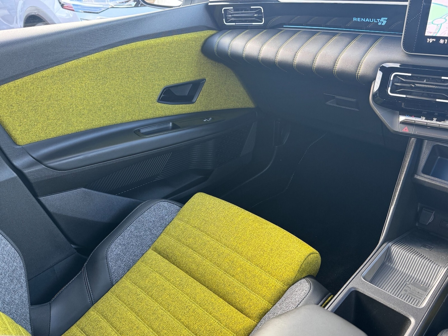 Used Renault 5 2025 for sale - 76415193: Photo 22