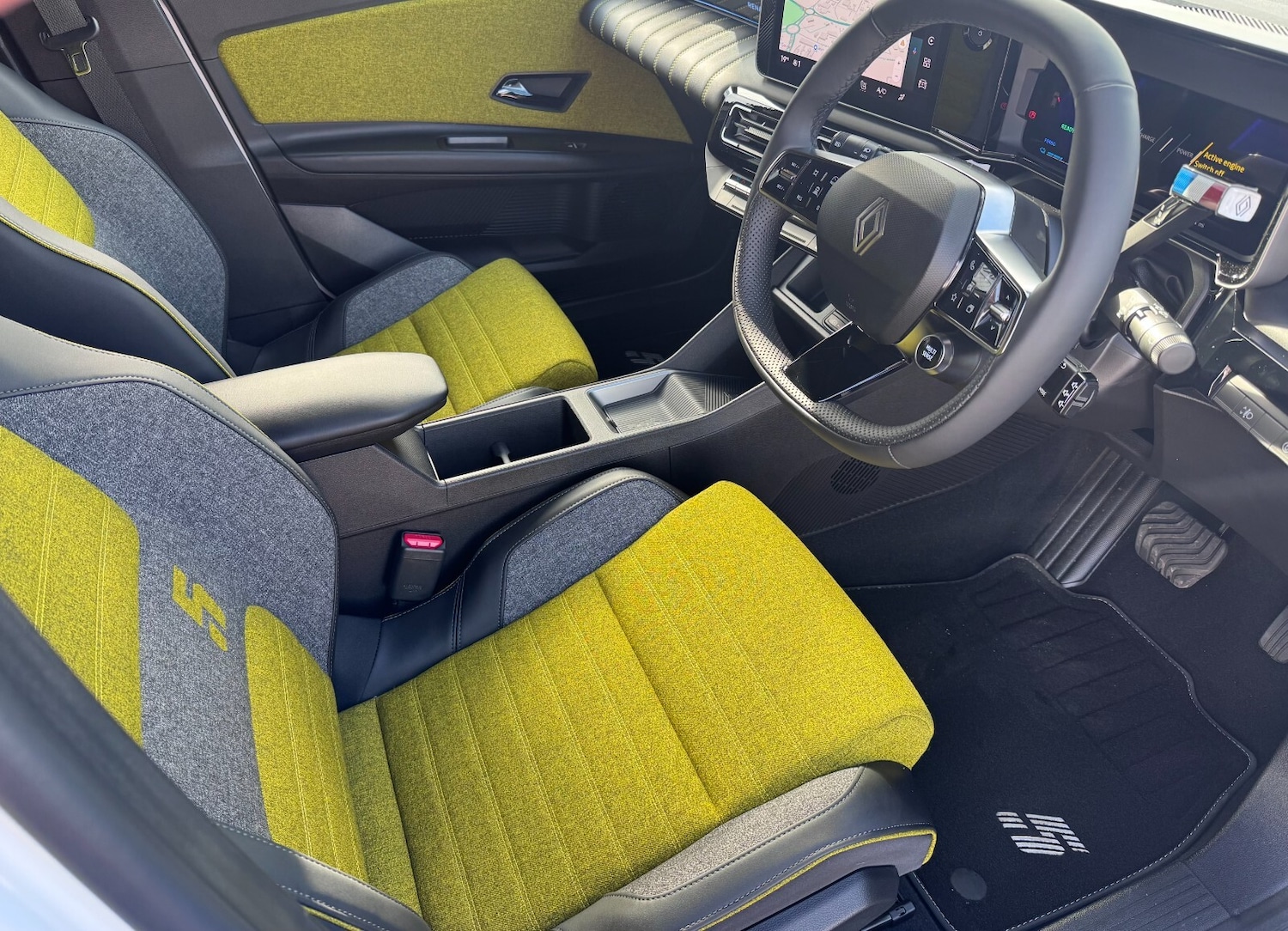 Used Renault 5 2025 for sale - 76415193: Photo 24