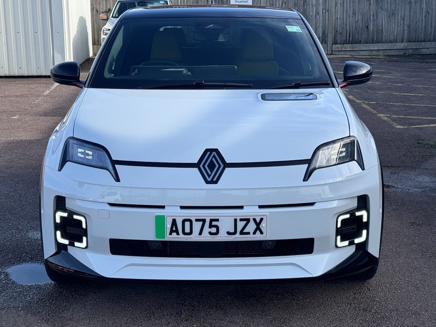 Used Renault 5 2025 for sale - 76415193: Photo 5