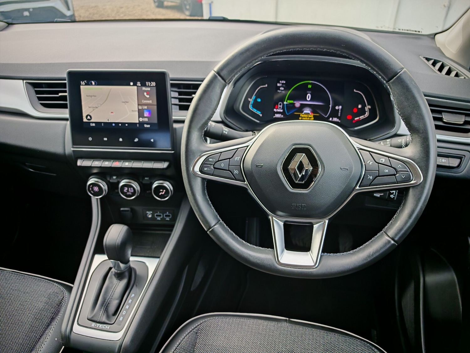 Used Renault Captur 2023 for sale - 76871441: Photo 12