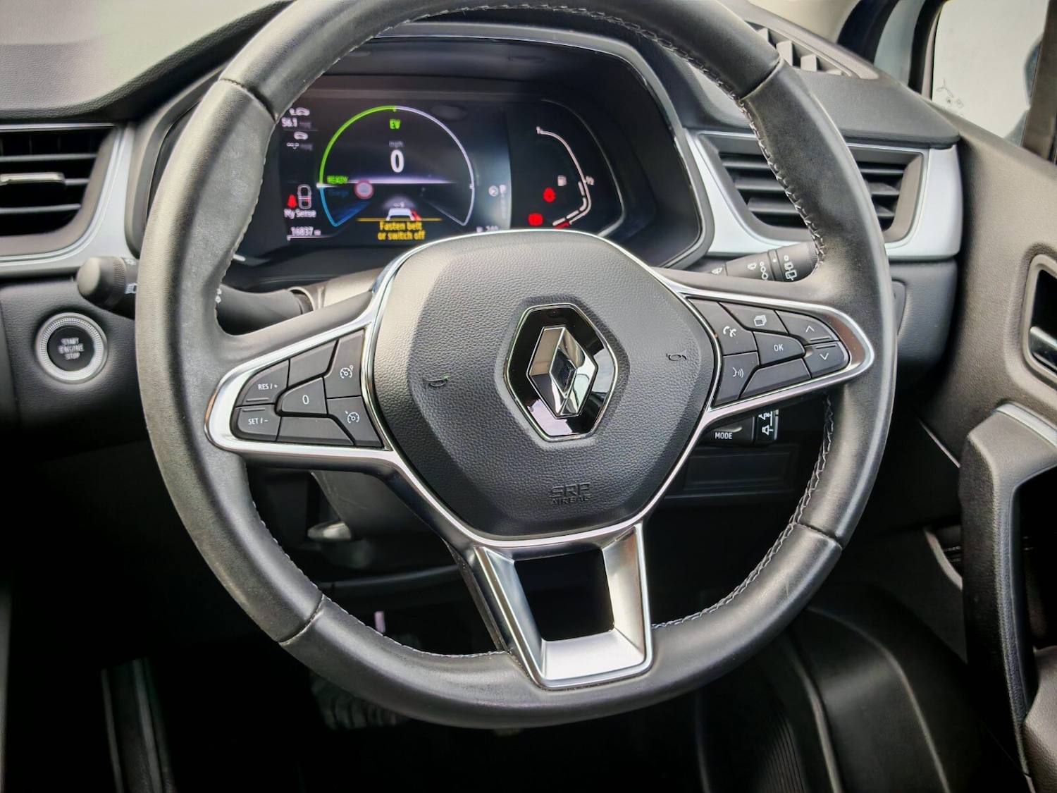 Used Renault Captur 2023 for sale - 76871441: Photo 15