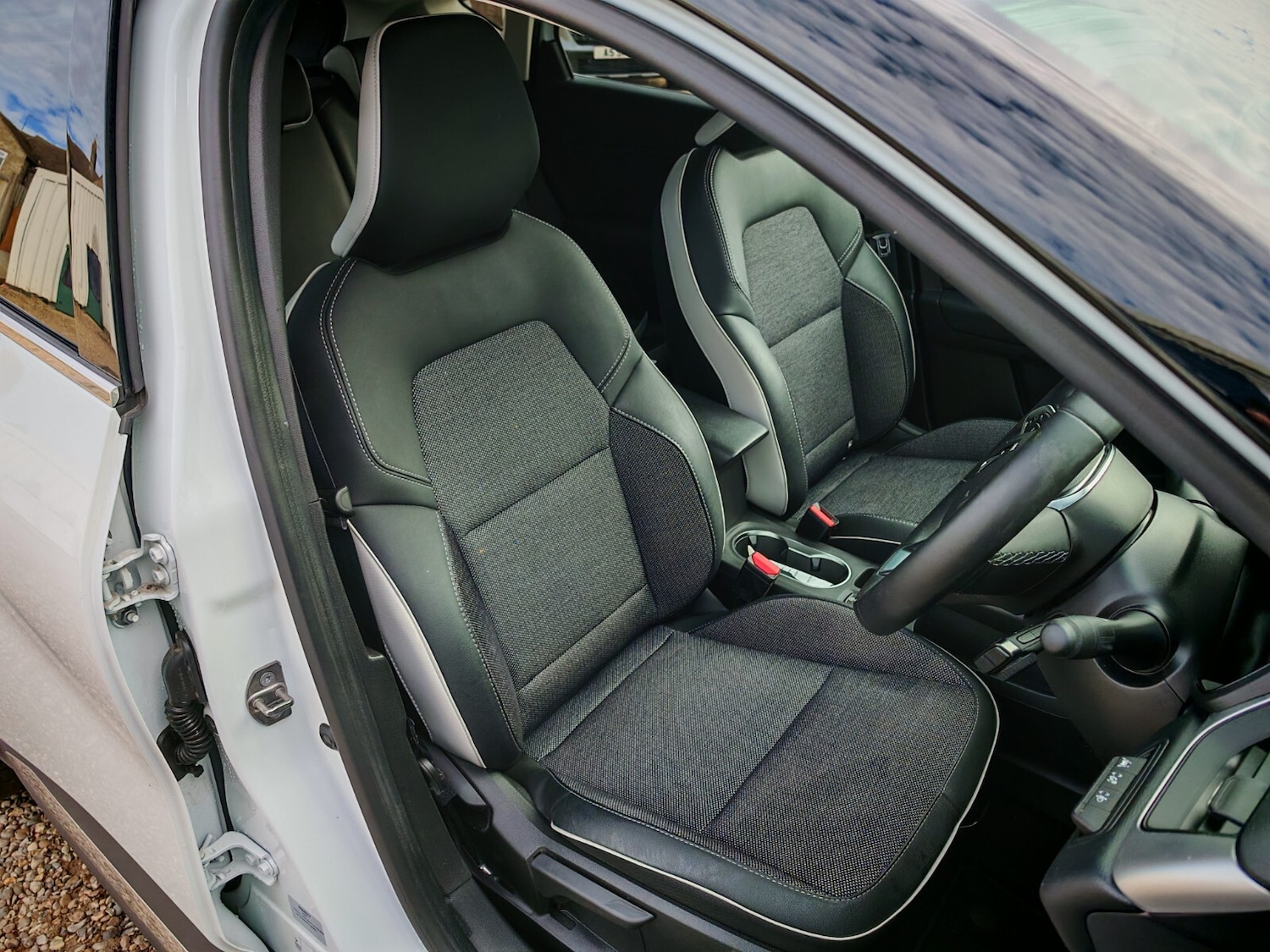 Used Renault Captur 2023 for sale - 76871441: Photo 19