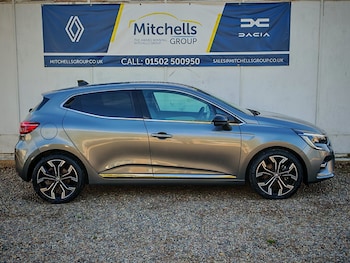 Used Renault Clio 2023 for sale - 76203754: Photo 3