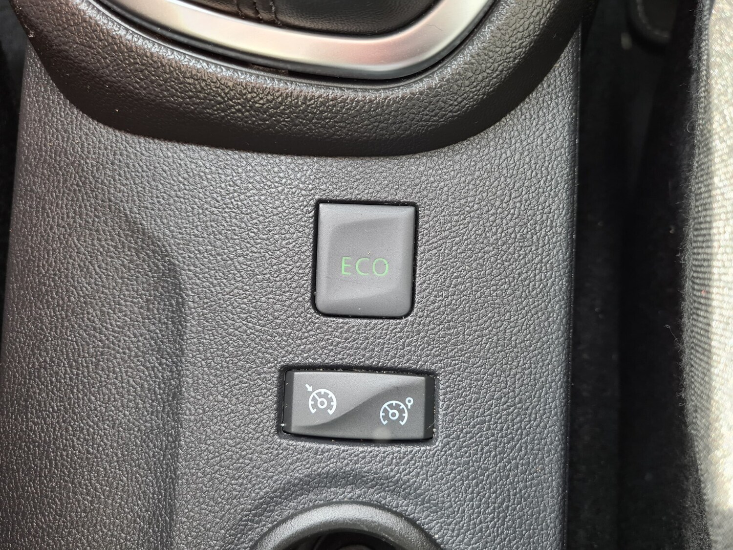 Used Renault Captur 2020 for sale - 77685800: Photo 16