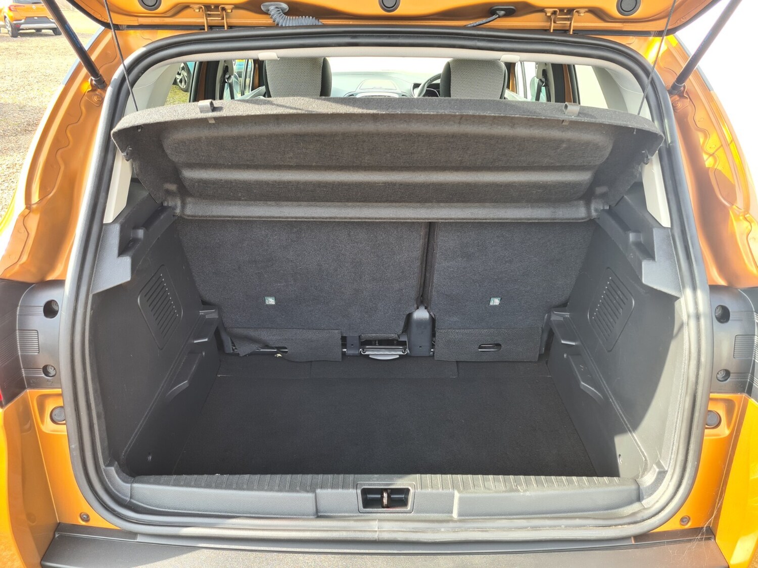 Used Renault Captur 2020 for sale - 77685800: Photo 18