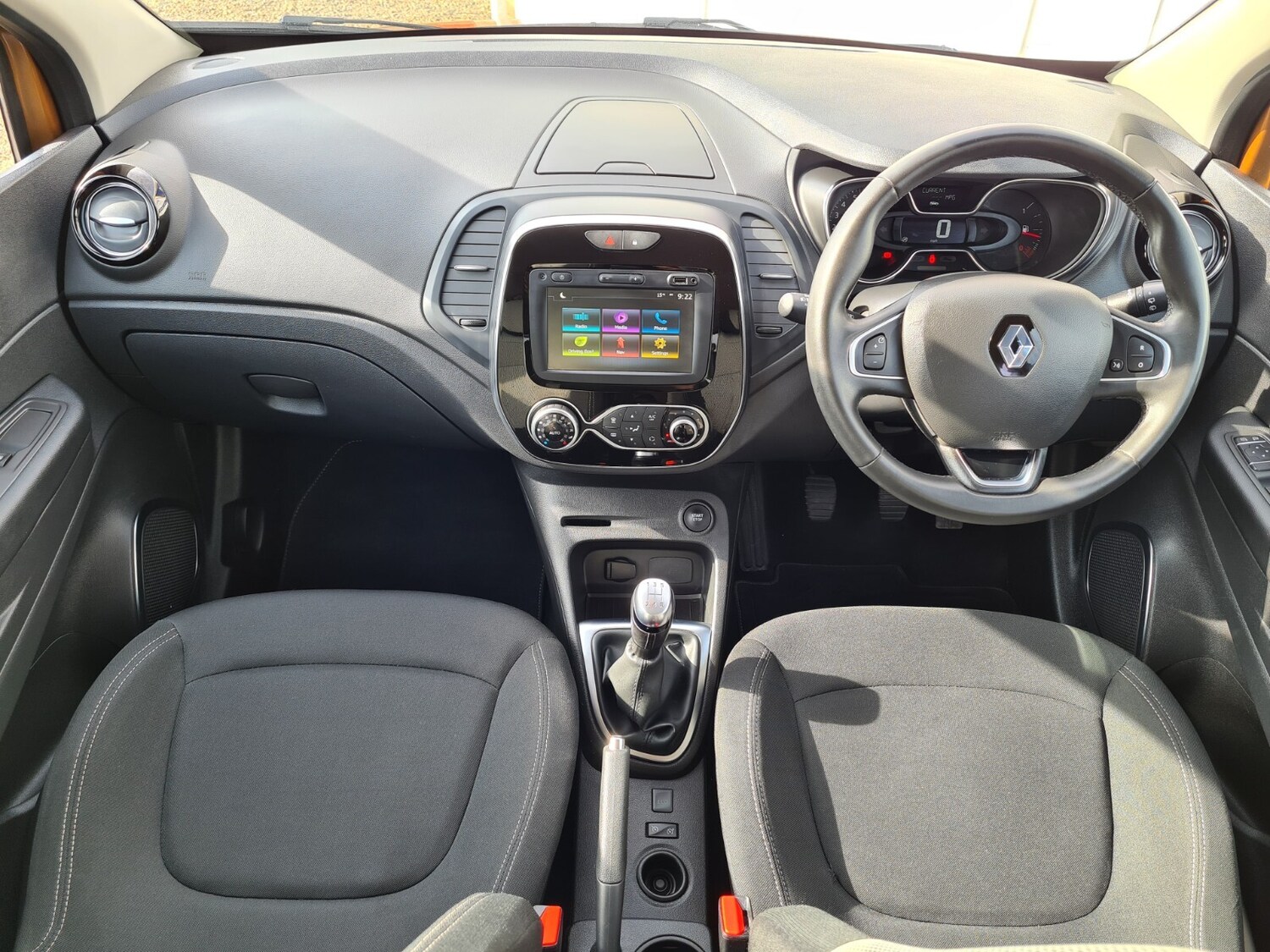 Used Renault Captur 2020 for sale - 77685800: Photo 7