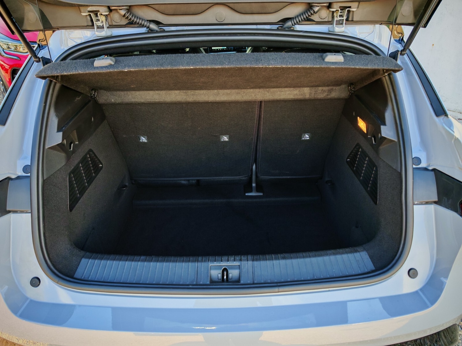 Used Renault Megane E Tech 2023 for sale - 76869363: Photo 23