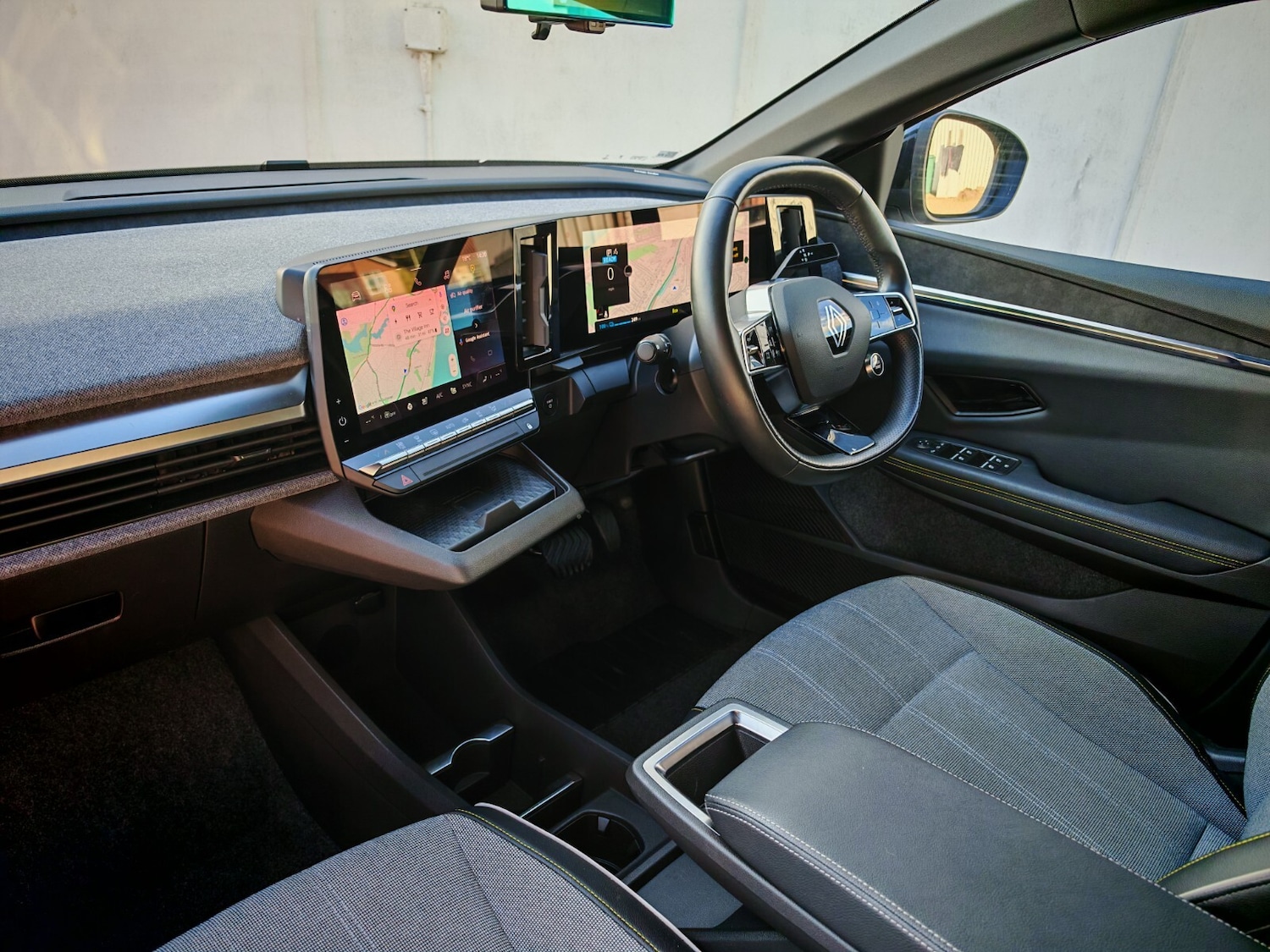 Used Renault Megane E Tech 2023 for sale - 76869363: Photo 7