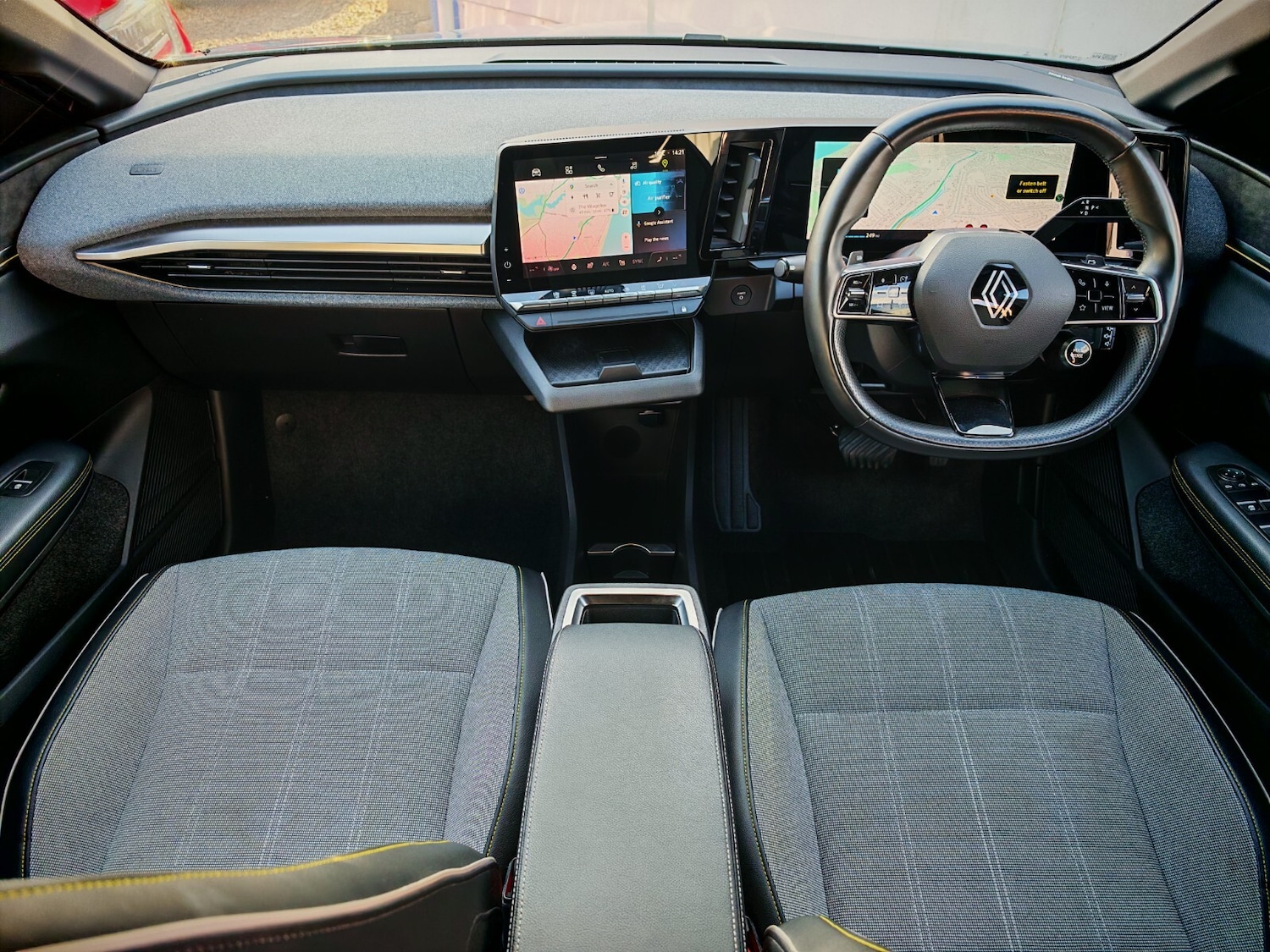 Used Renault Megane E Tech 2023 for sale - 76869363: Photo 9